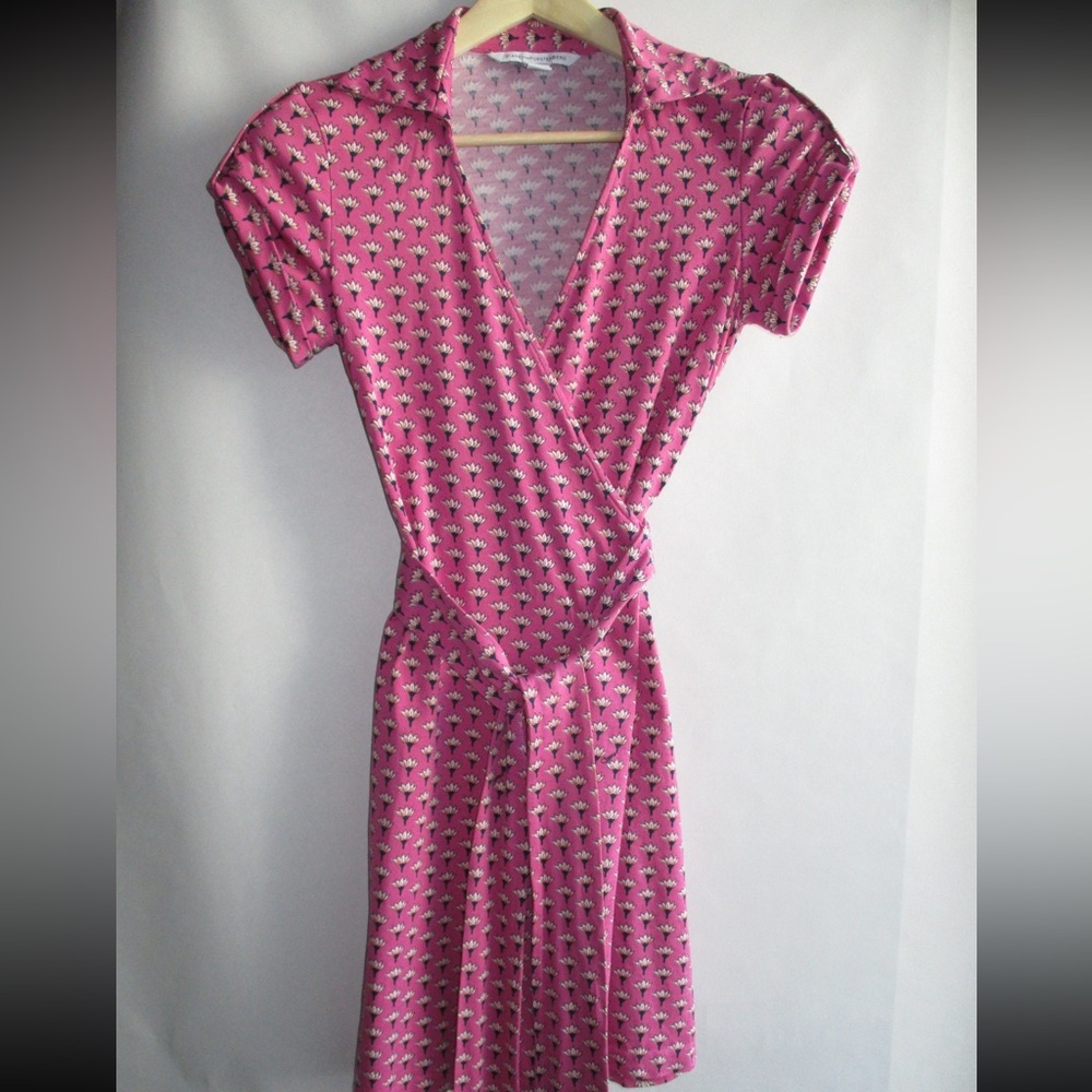 DIANE VON FURSTENBERG‎ Jilda pink floral cotton silk jersey wrap around dress 2